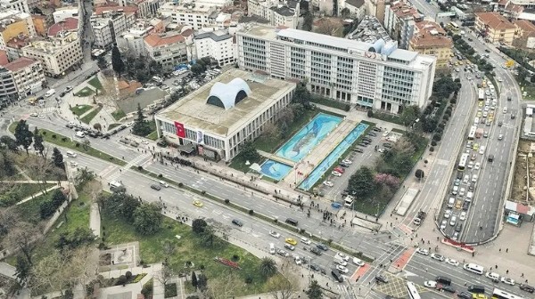 Beylikdüzü-Saraçhane hattında yolsuzluk çarkı! Ekrem İmamoğlu belediyeyi A takımıyla paylaştı